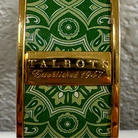 Spring Gold Green Bangle Bracelet EUC - Picture 2 of 6